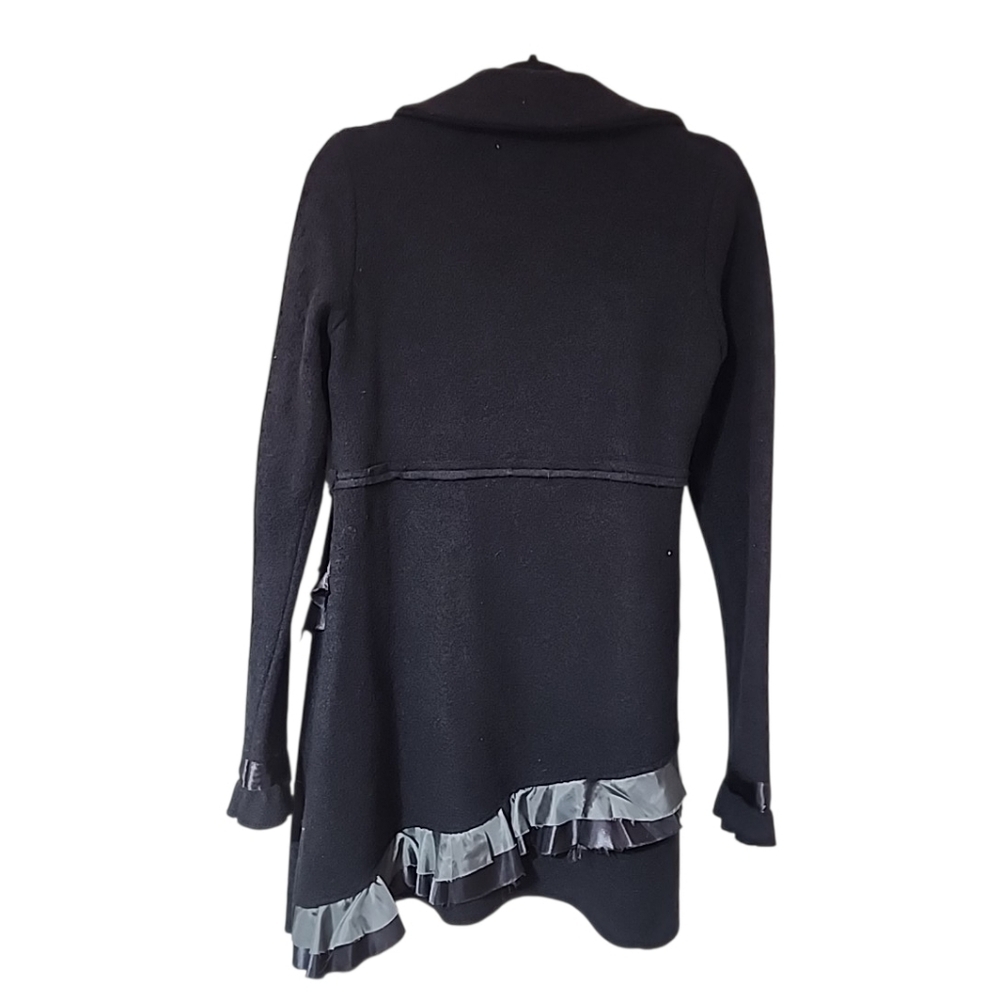 BKE Y2K Black Ruffled Statement Coat Size M - Picture 3 of 4